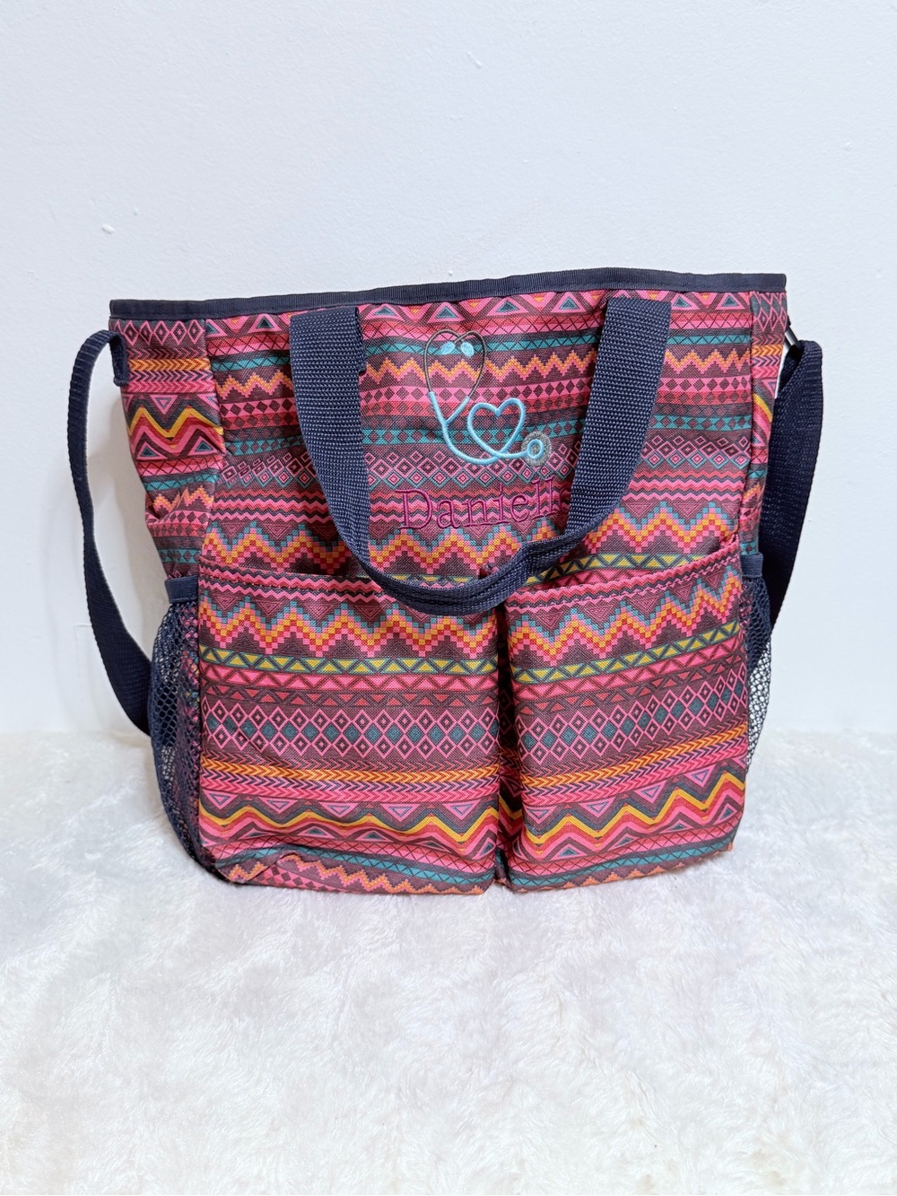 Thirty One Multicolor Aztec Print Tote Bag - Pink Pattern